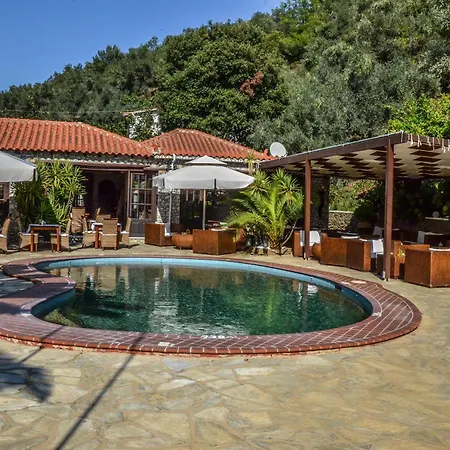 Park Apartment Platanias (Skiathos)